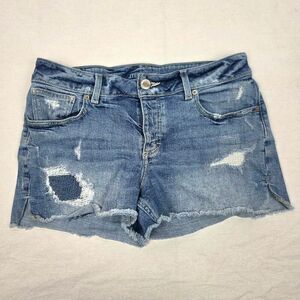 Maurices Distressed Button Fly Denim Shorts Womens 7/8 Raw Hem